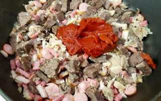 Солянка с колбасой, лимоном и маслинами – 4 пошаговых рецептов мясной сборной солянки